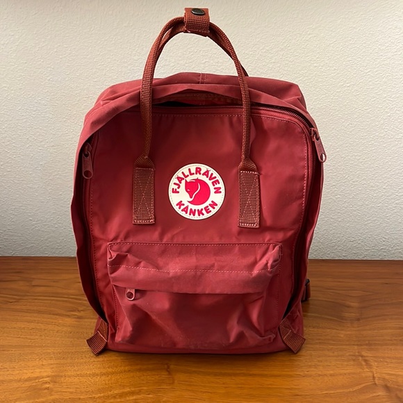 Fjallraven Handbags - Authentic Fjallraven Kanken Classic Backpack